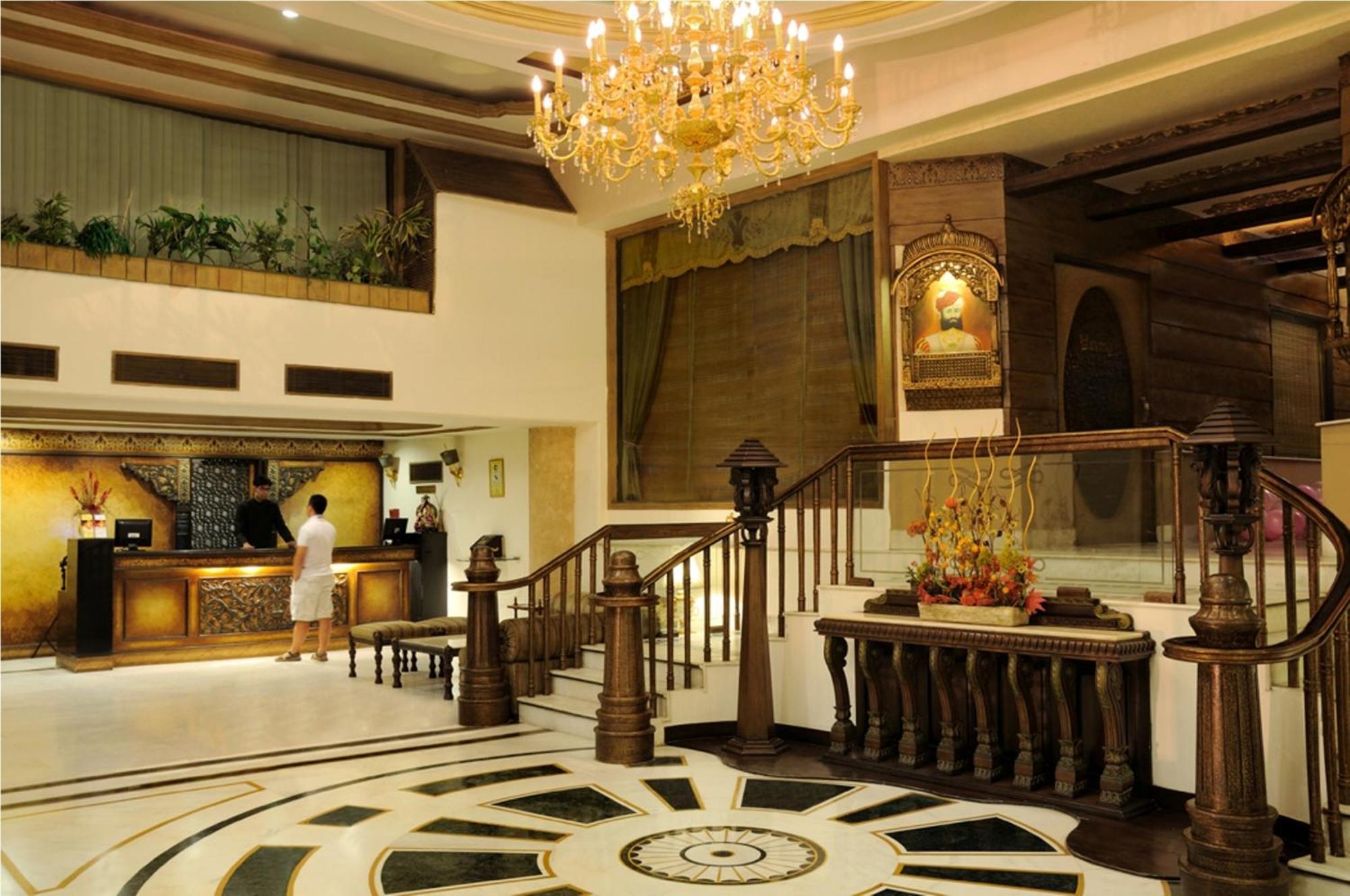 Hotel Maharaja Regency Ludhiana Exterior foto