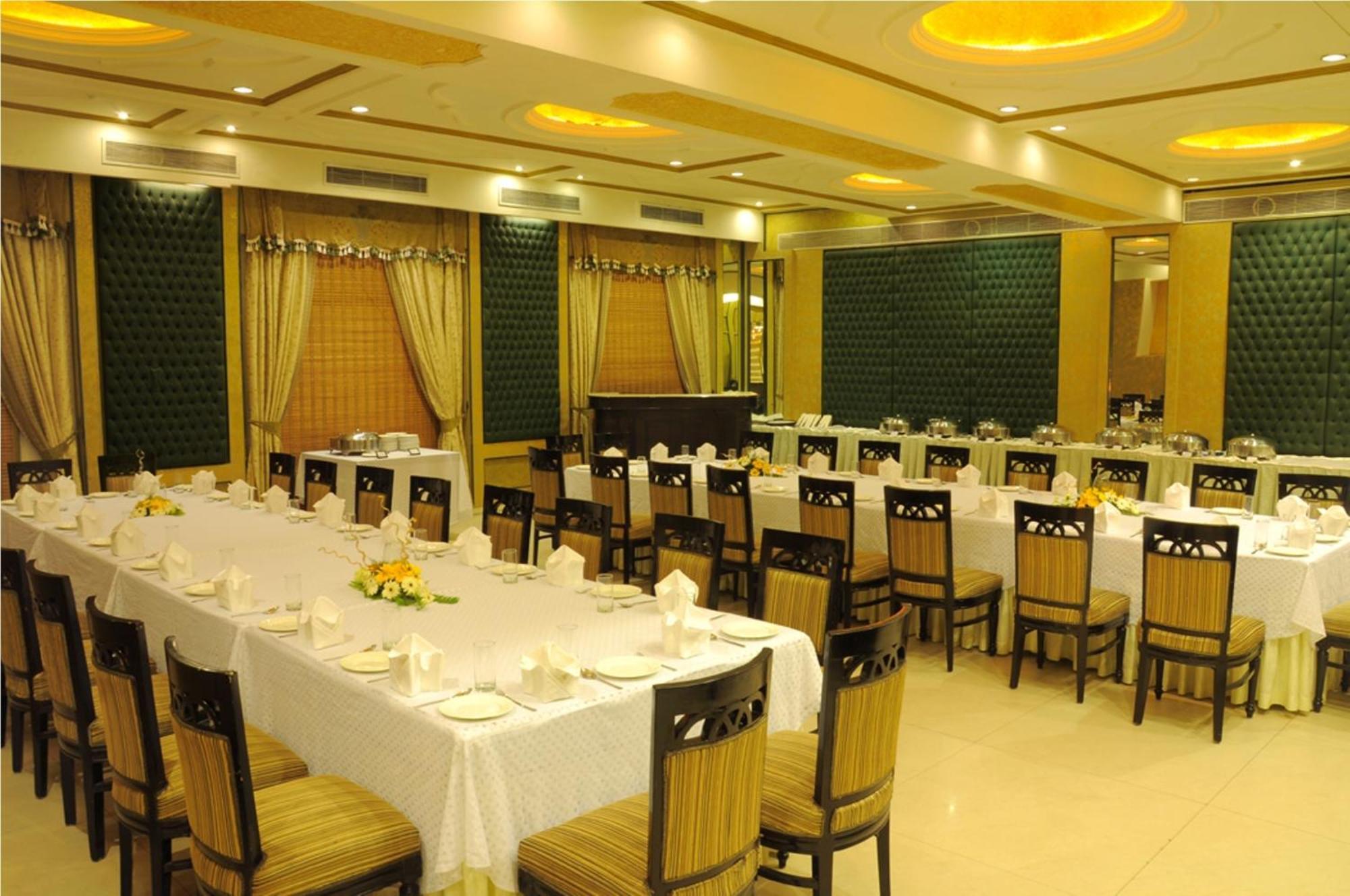 Hotel Maharaja Regency Ludhiana Exterior foto